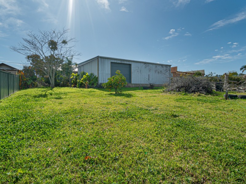 22 McRae Avenue, Taree NSW 2430