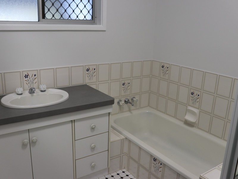 2/18 Nicoll Street, Taree NSW 2430