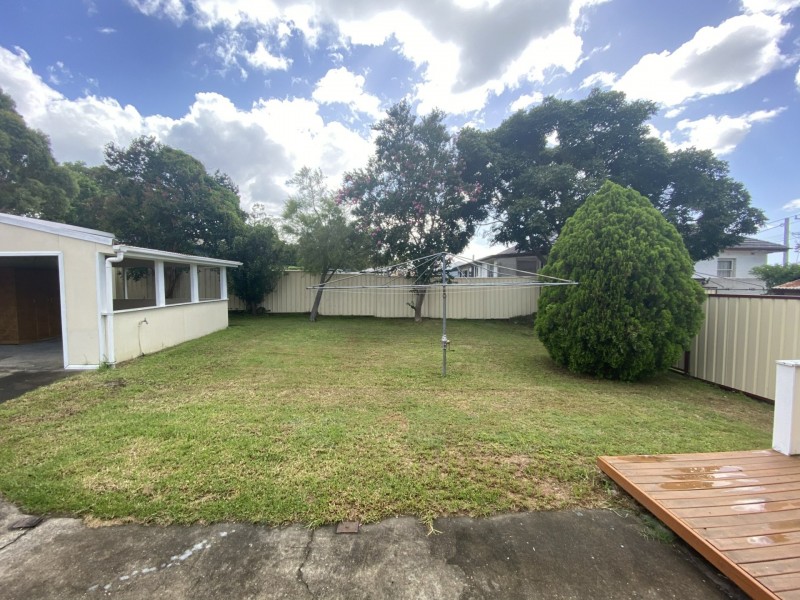 125 Commerce Street, Taree NSW 2430