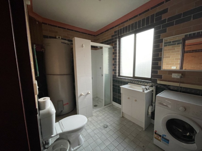 Unit 1/27-29 York Street, Taree NSW 2430