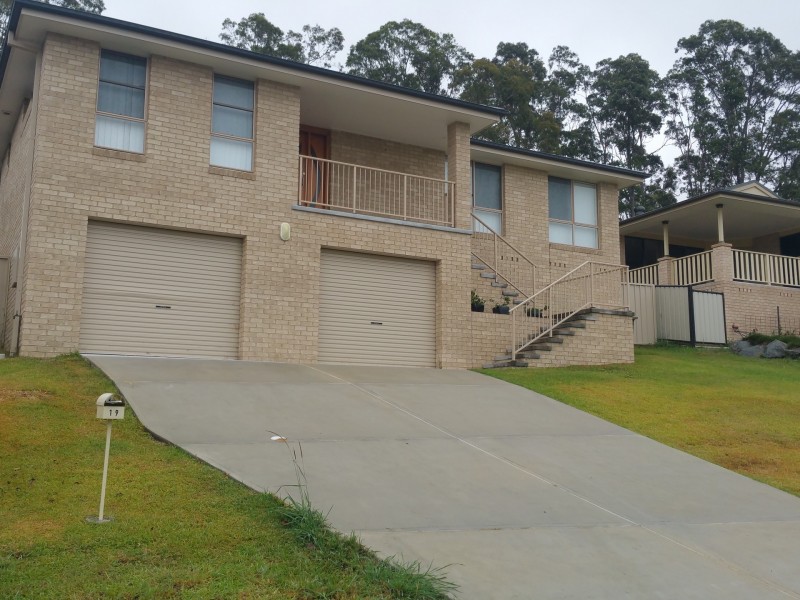 19 Talawong Drive, Taree NSW 2430