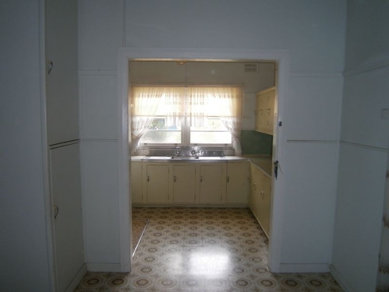 6 Mackay Street, Taree NSW 2430