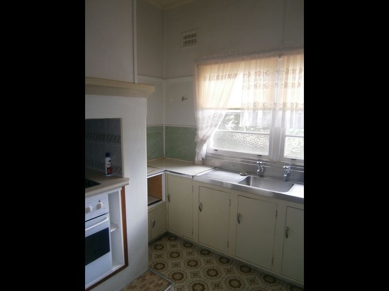 6 Mackay Street, Taree NSW 2430