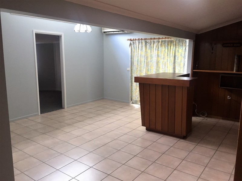 24 Bayview Crescent, Taree NSW 2430