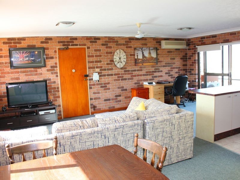 8/282-284 Victoria Street, Taree NSW 2430