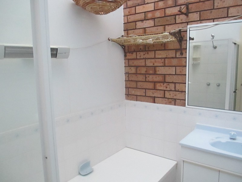 2/48 Dolphin Avenue, Taree NSW 2430