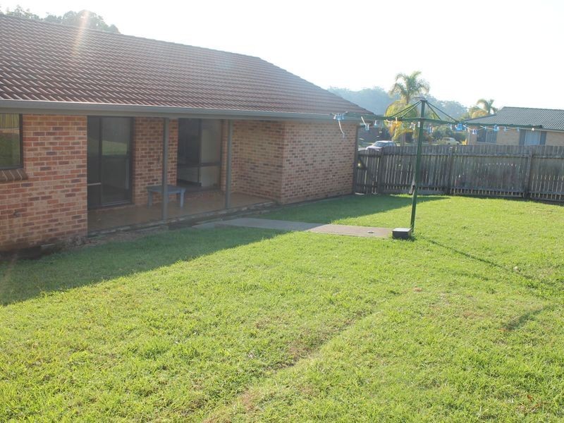 7 Kestrel Avenue, Old Bar NSW 2430