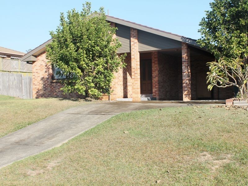 7 Kestrel Avenue, Old Bar NSW 2430