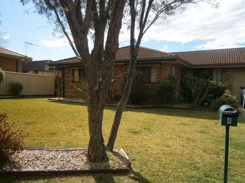 4 Waratah Place, Taree NSW 2430