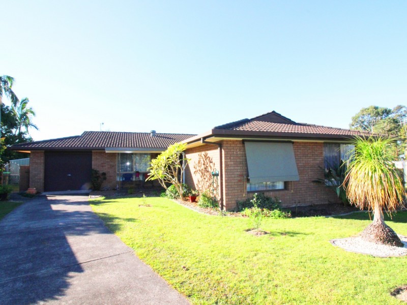 4 Banksia Place, Taree NSW 2430