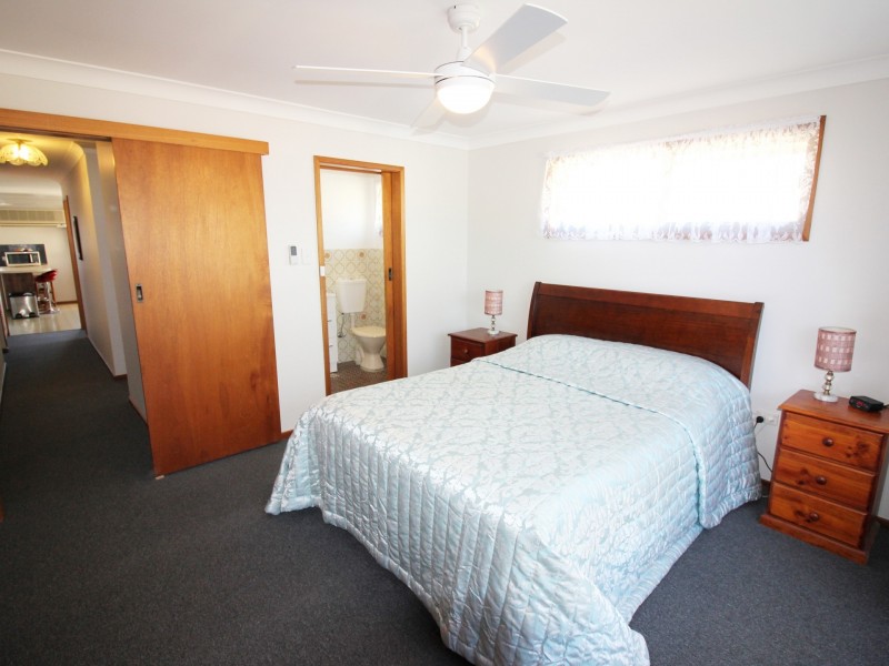 4 Banksia Place, Taree NSW 2430