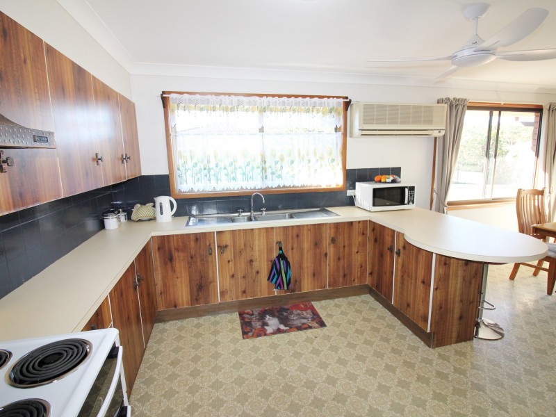 4 Banksia Place, Taree NSW 2430