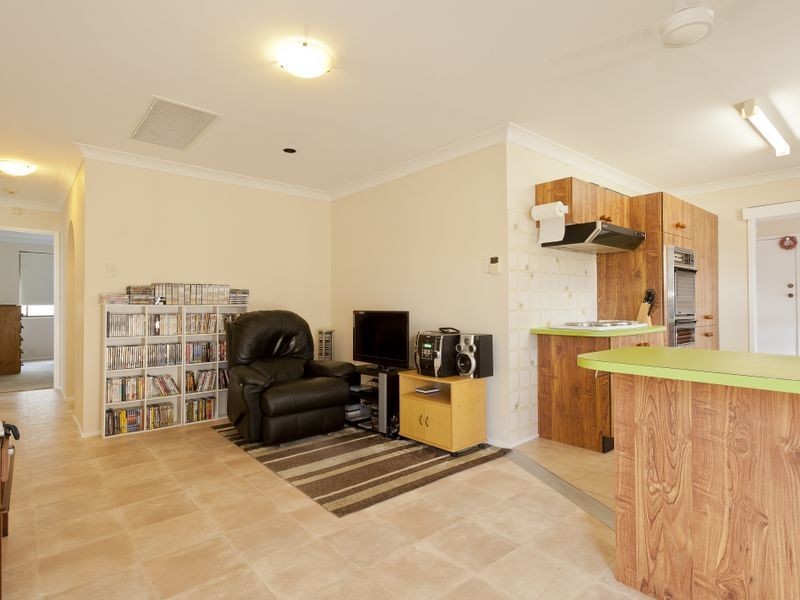 6 Telopea Drive, Taree NSW 2430