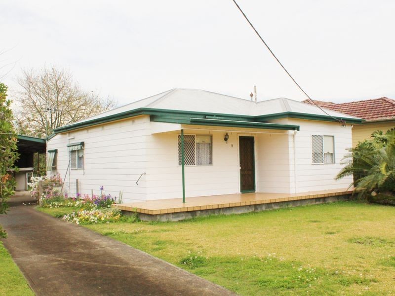 9 Pitt Street, Taree NSW 2430