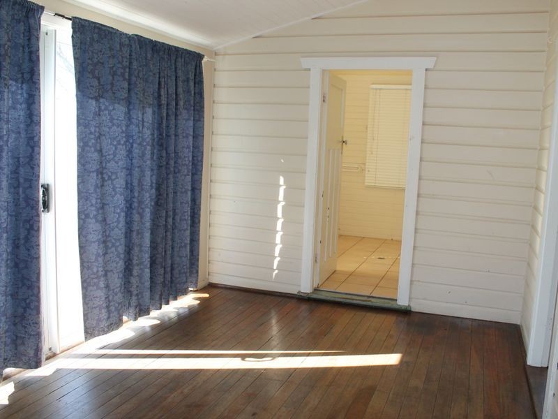 25 Florence Street, Taree NSW 2430