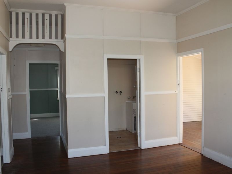 25 Florence Street, Taree NSW 2430