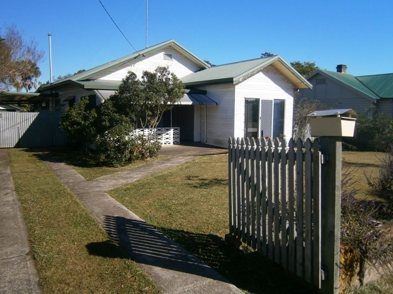 82 Commerce Street, Taree NSW 2430