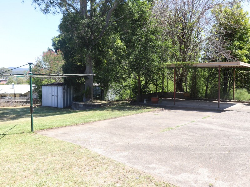 24 Edinburgh Drive, Taree NSW 2430