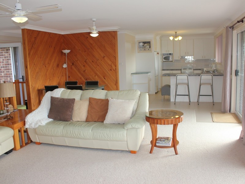 32 Talawong Drive, Taree NSW 2430