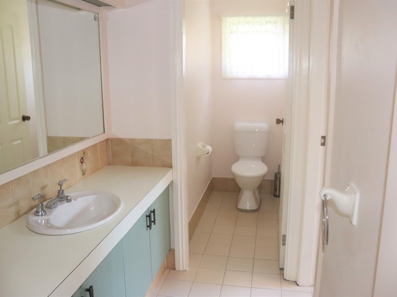 18 Peveril St, Tinonee NSW 2430