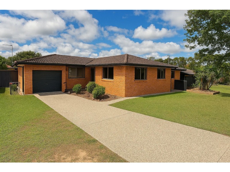 12 Allambie Close, Taree NSW 2430