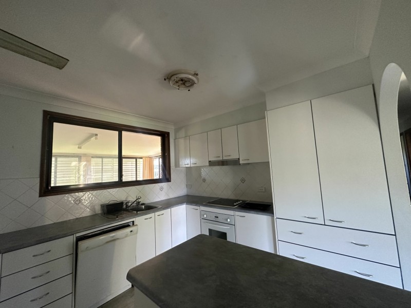 28 Bangalow Place, Taree NSW 2430