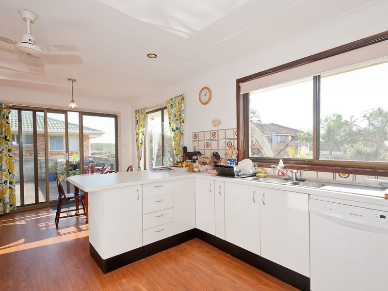 3 Seaview Parade, Wallabi Point NSW 2430