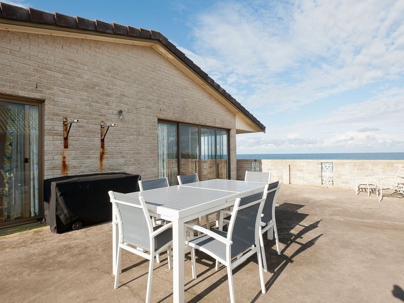 3 Seaview Parade, Wallabi Point NSW 2430