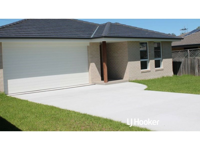 13 Melaleuca Place, Taree NSW 2430