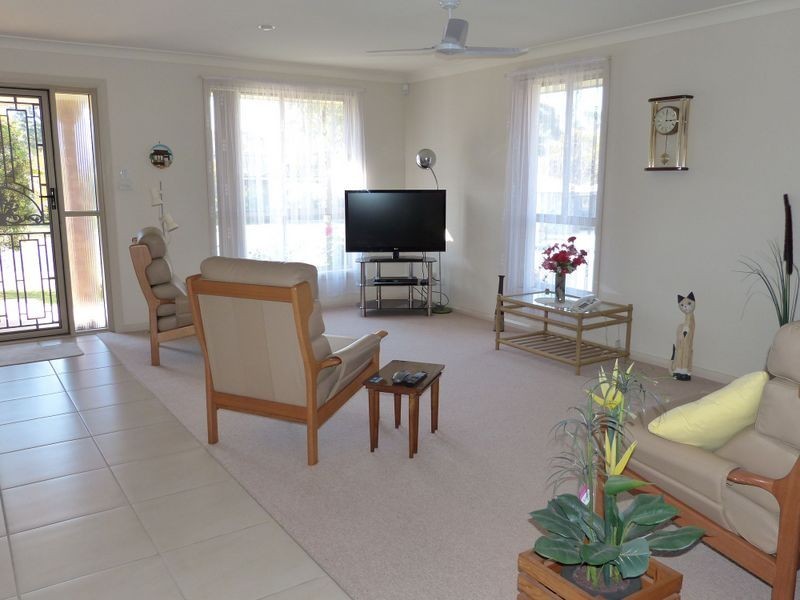 8 Melaleuca Place, Taree NSW 2430