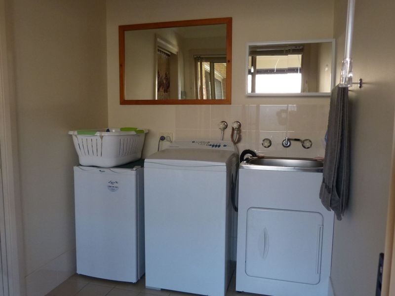 8 Melaleuca Place, Taree NSW 2430