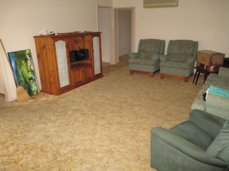 2/18 Nicoll Street, Taree NSW 2430