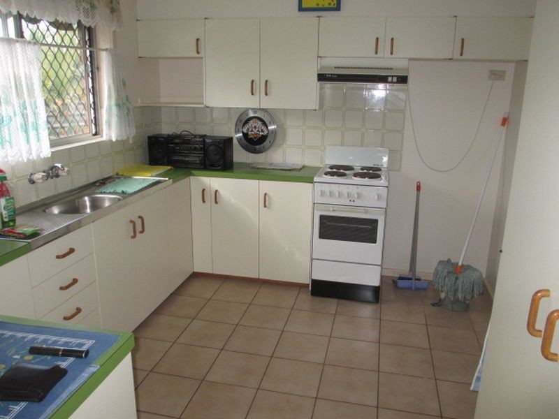 2/18 Nicoll Street, Taree NSW 2430