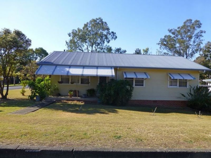 5 Queen Street, Wingham NSW 2429