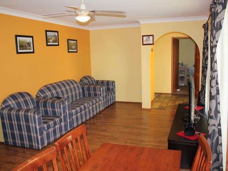 27 Lawson Crescent, Taree NSW 2430