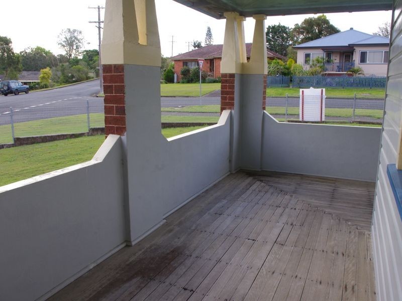 22 Nicoll Street, Taree NSW 2430