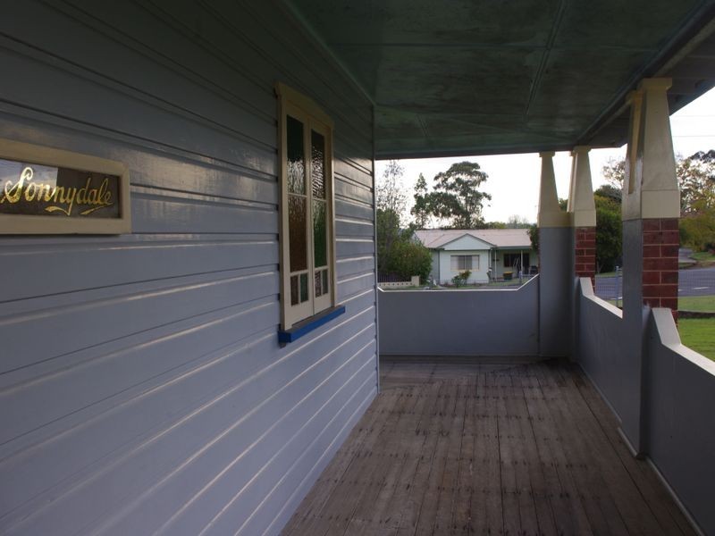 22 Nicoll Street, Taree NSW 2430