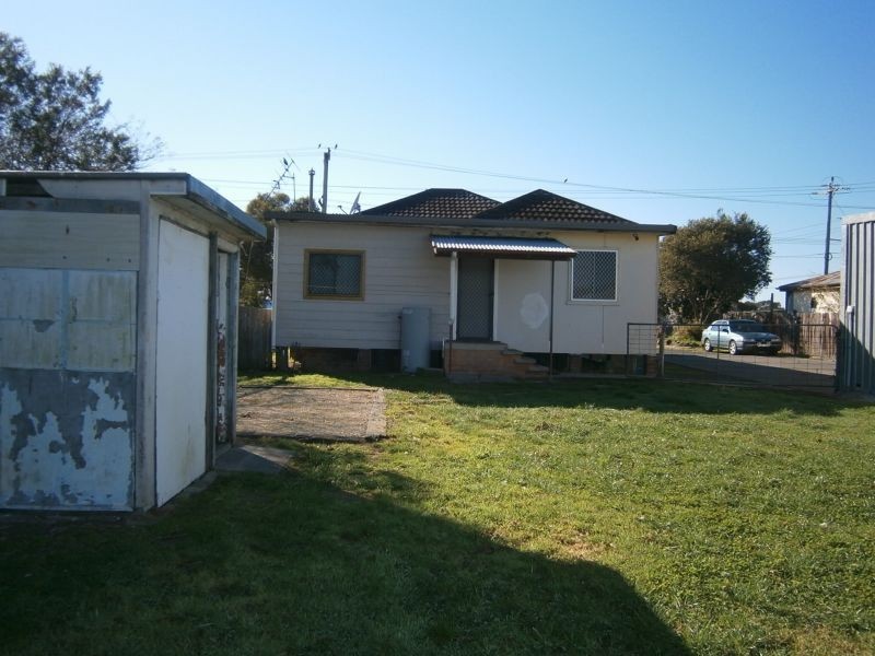 12 Kanangra Drive, Taree NSW 2430