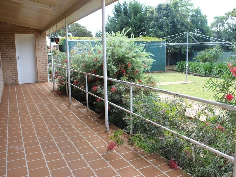 37 Bushland Drive, Taree NSW 2430