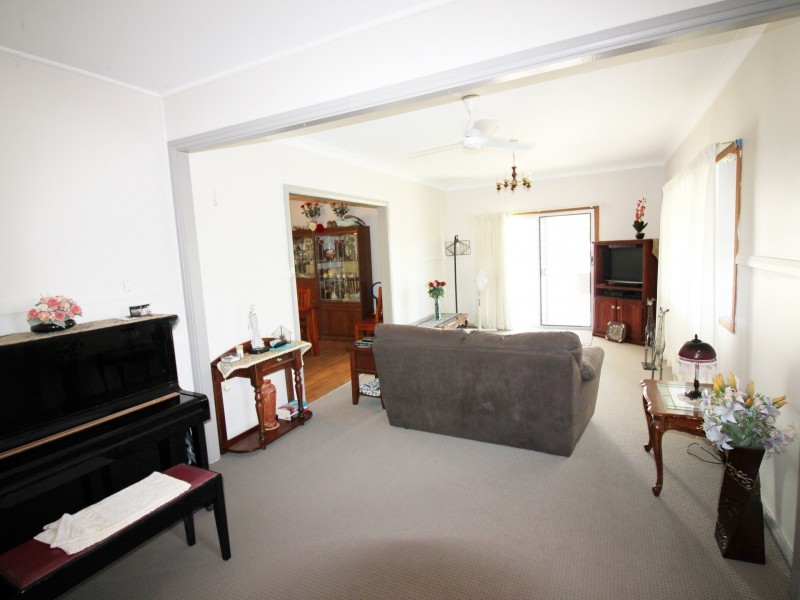 6 Spence Street, Taree NSW 2430