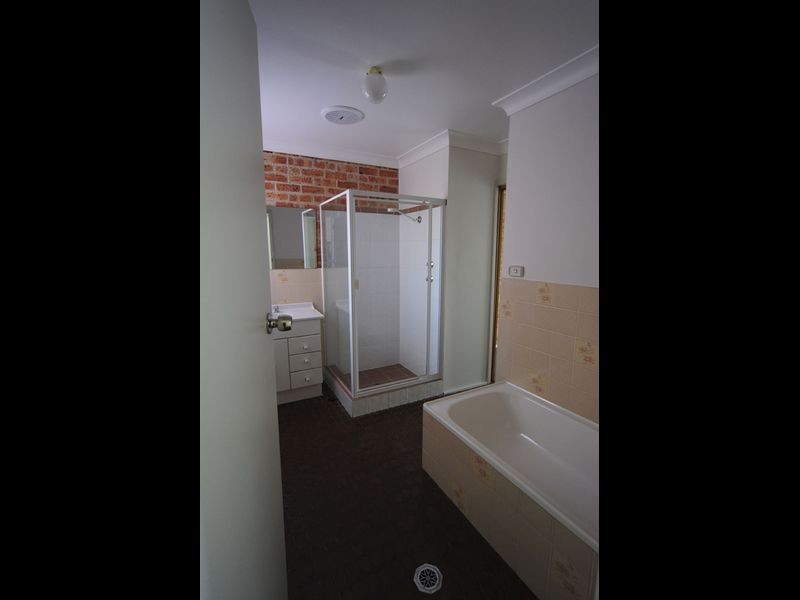 2/10 Spence Street, Taree NSW 2430