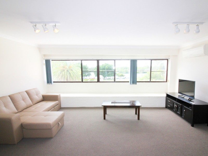 5/219-223 Victoria Street, Taree NSW 2430