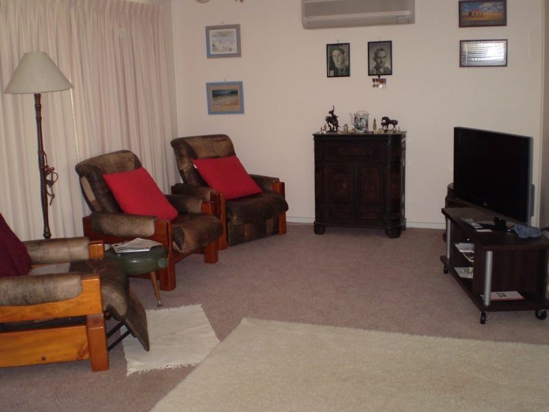 2 Jacaranda Avenue, Taree NSW 2430