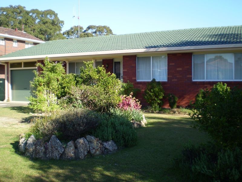 2 Jacaranda Avenue, Taree NSW 2430
