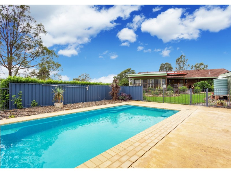 6 Farmview Drive, Cundletown NSW 2430