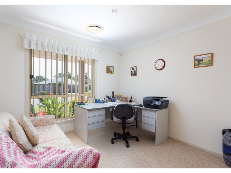 11 Duranbar Place, Taree NSW 2430