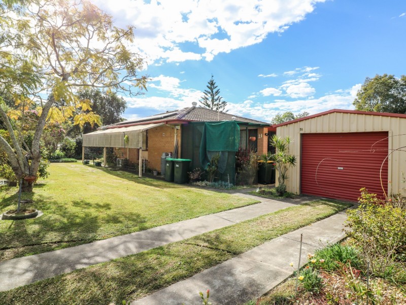 21 Valerie Street, Taree NSW 2430