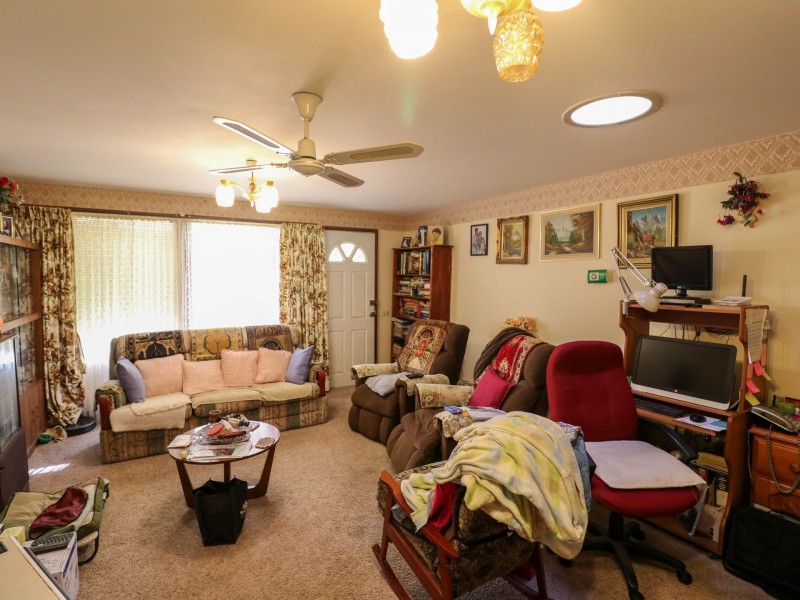 21 Valerie Street, Taree NSW 2430