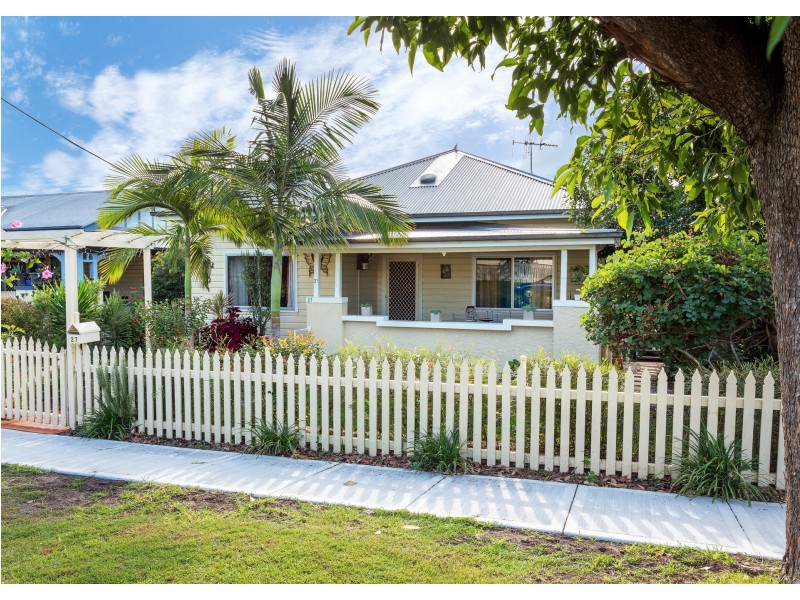 27 Eric Street, Taree NSW 2430