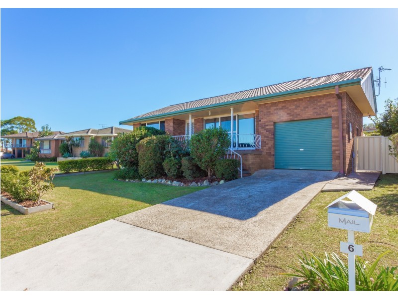 6 Wootton Crescent, Taree NSW 2430